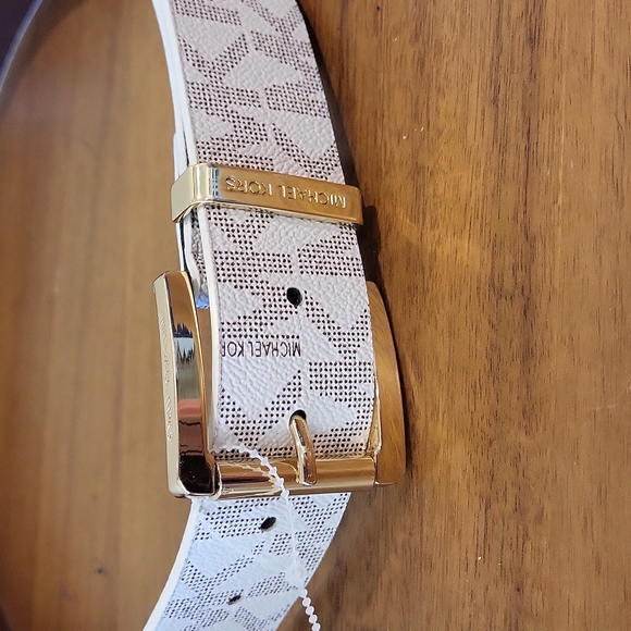 Michael Kors Belt White Synthetic Leather Patterned Gold Tone Buckle Size Medium - Picture 2 of 10